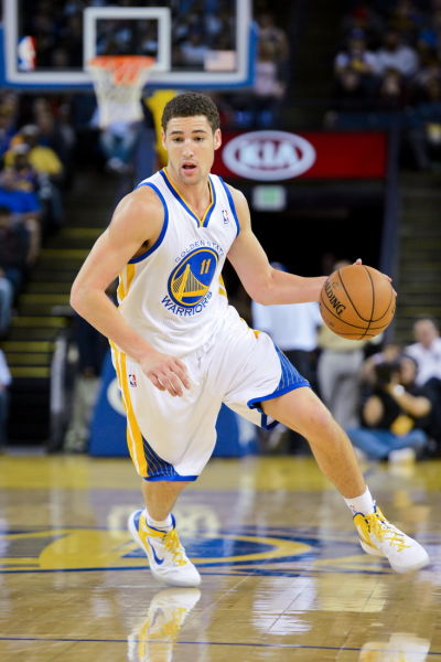 当选11月最佳球员，瓦尔迪是意甲首位获此殊荣的英格兰球员（瓦尔迪当选11月最佳，成意甲首位获此荣誉的英格兰球员）