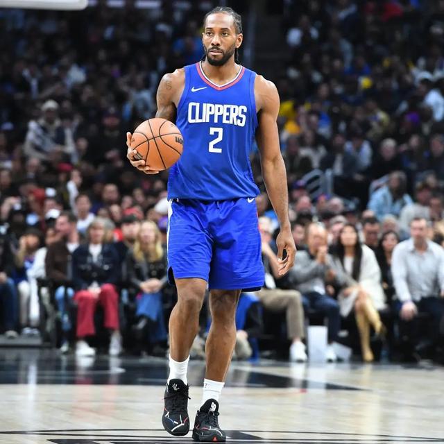 镜报：加纳乔决心去切尔西，这一愿望不取决于雅克松是否转会（镜报：加纳乔决意投奔切尔西，雅克松去留不影响其选择）