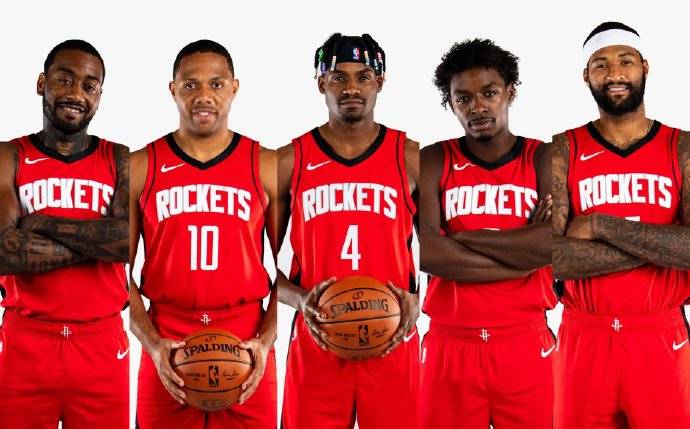 布斯克茨：梅西造访诺坎普？巴萨的大门永远为他敞开（布斯克茨：若梅西再访诺坎普，巴萨永远向他敞开大门）