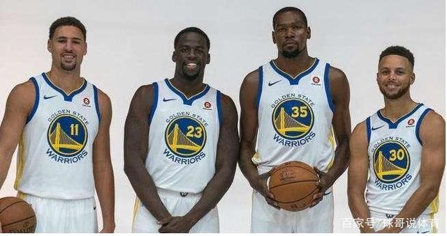 根本不休息！贺希宁打满半场3记三分球拿下11分1板3助1断（半场未下火线！贺希宁三记三分轰下11分1板3助1断）