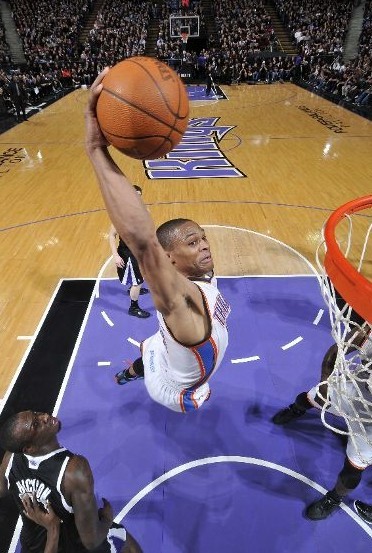 皇马跟队：库尔图瓦预计将伤缺10-12天（皇马随队记者：库尔图瓦预计伤停10至12天）